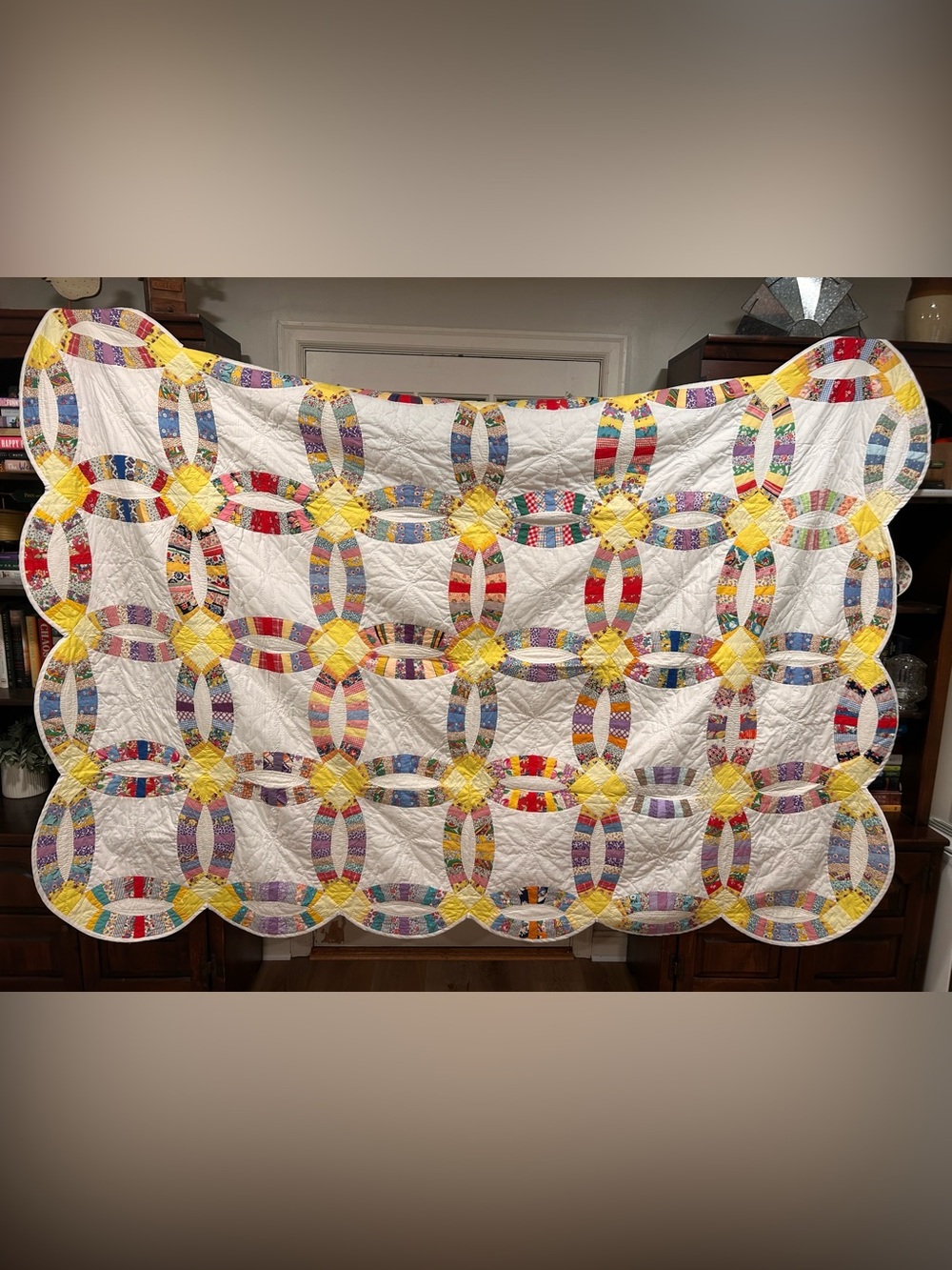 Vintage Handmade Double Wedding Ring Quilt